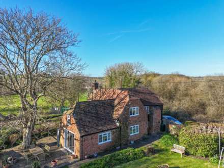 Thruxsted Lane, Chartham, Image 1