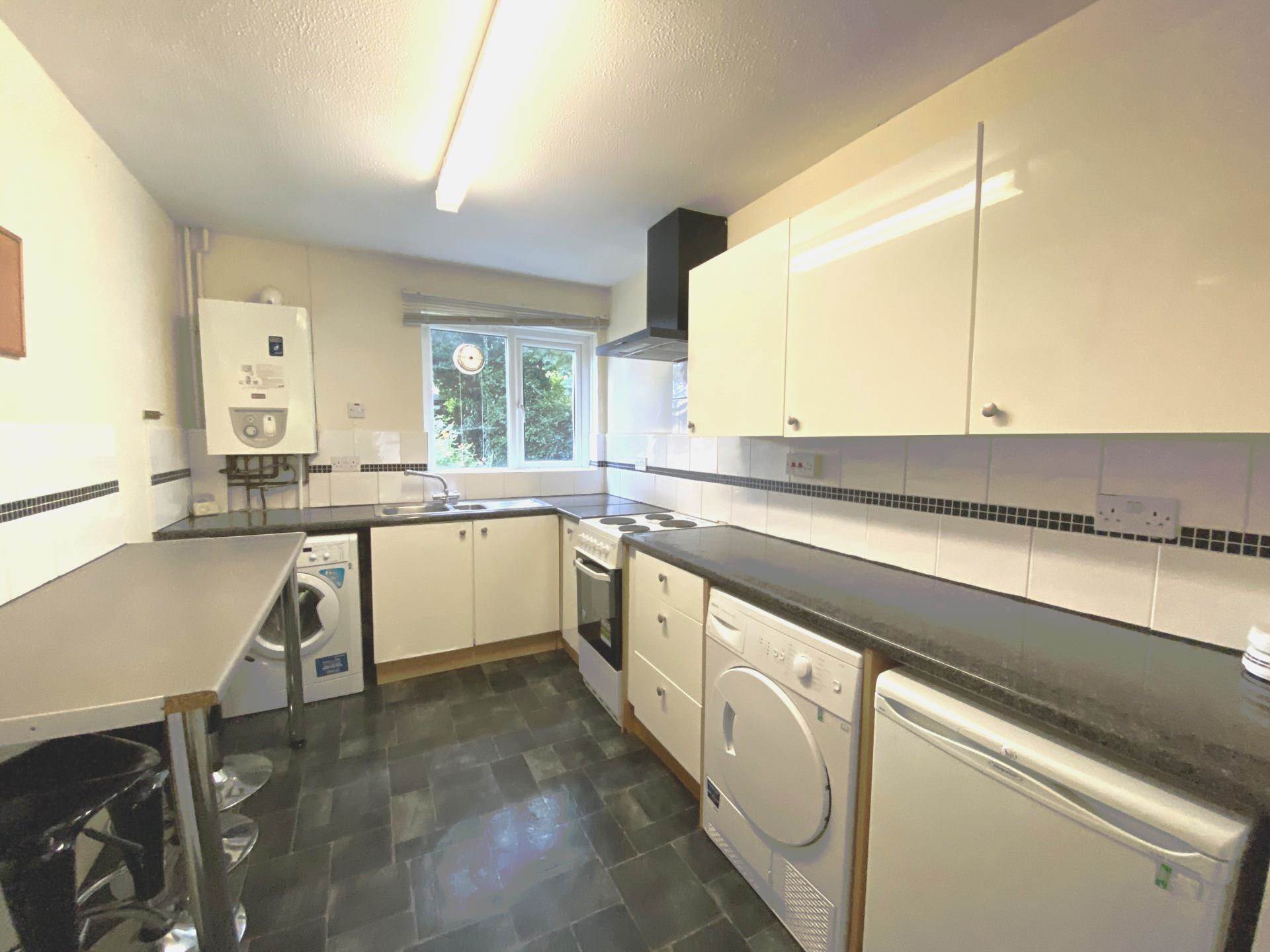 Kemsing Gardens, Canterbury, Image 3