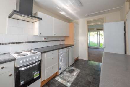 Kemsing Gardens, Canterbury, Image 2