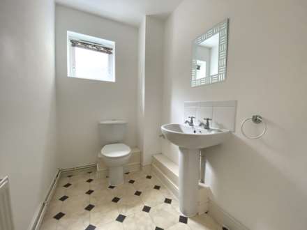 Bingley Court, Image 3