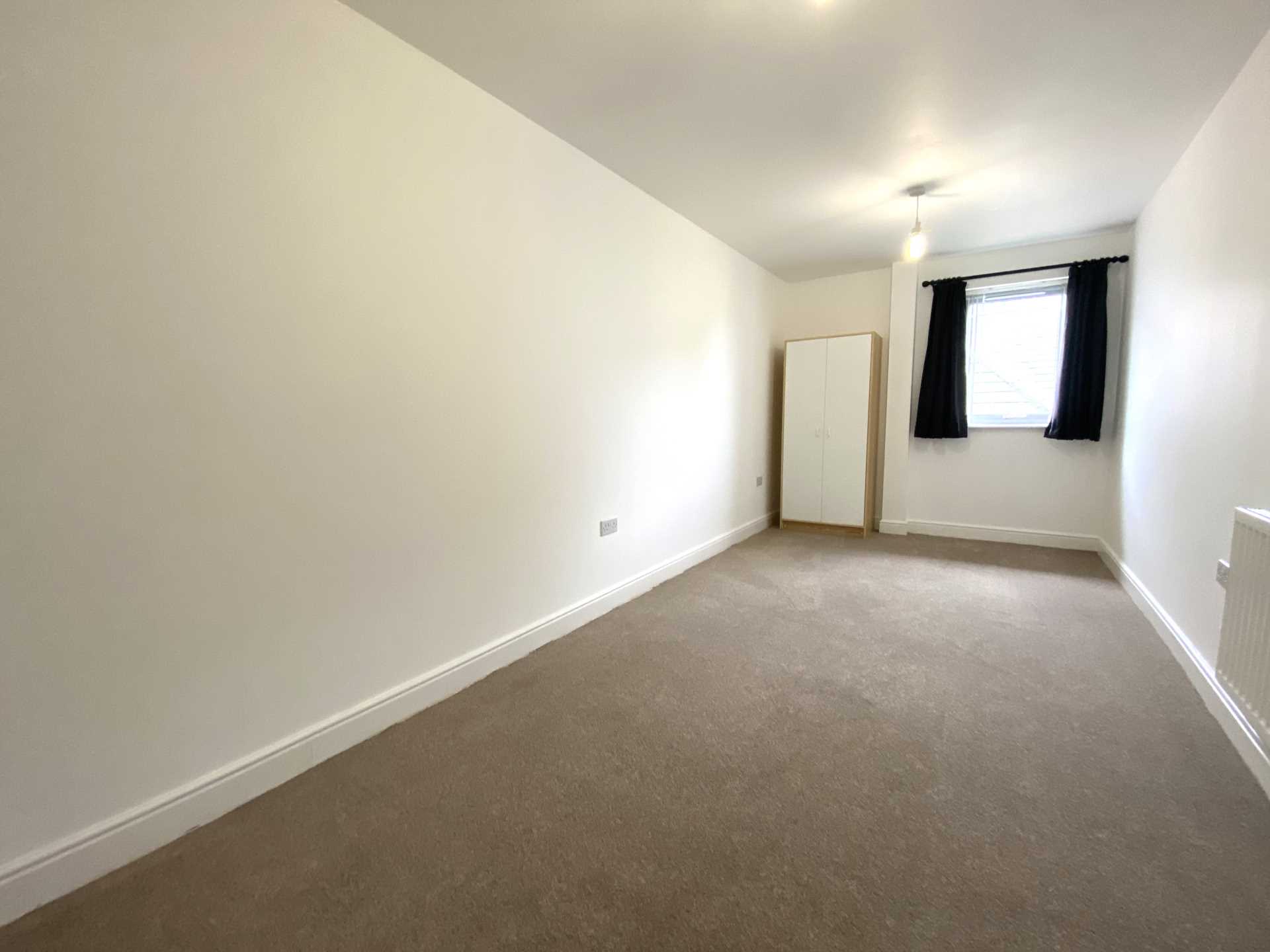 Meadow Court, Canterbury, Image 4