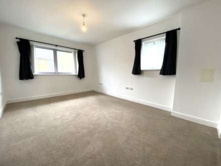 Property For Rent Meadow Court, Canterbury