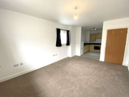 Meadow Court, Canterbury, Image 3