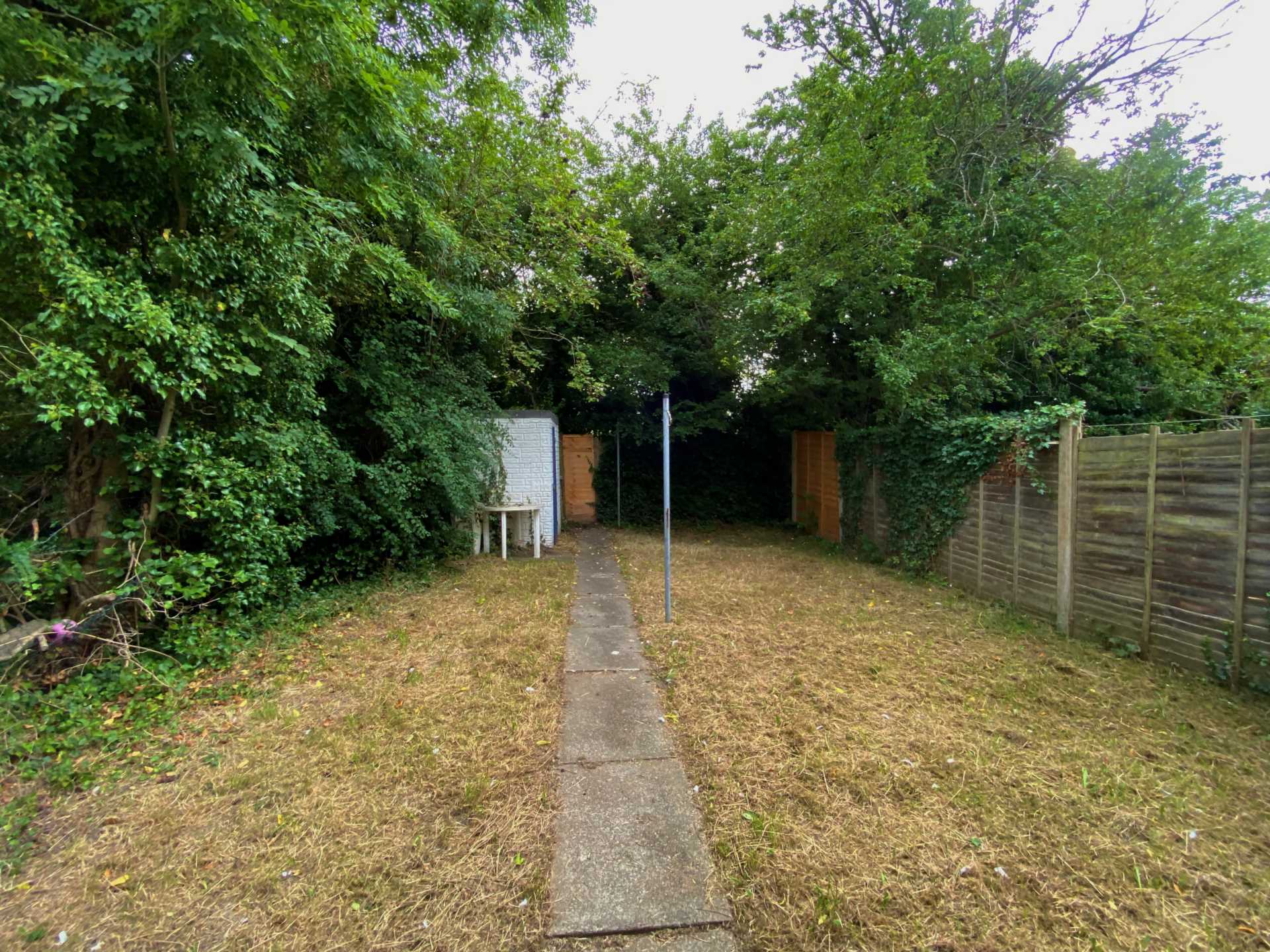 Kemsing Gardens, Canterbury, Image 9