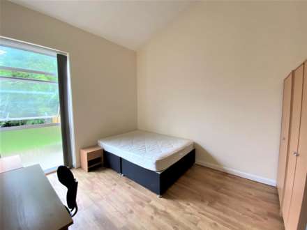 Ulcombe Gardens, Canterbury, Image 3