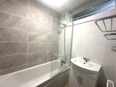 Ulcombe Gardens, Canterbury, Image 7