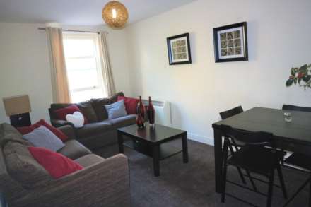 St Andrew's Close, Canterbury, Image 4