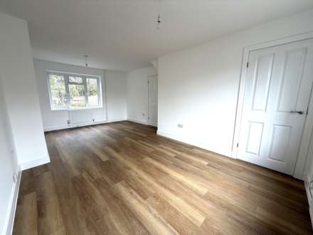 Oxford Road, Canterbury, Image 2