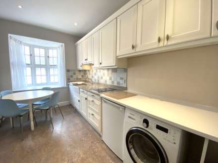 Heritage Court, Canterbury, Image 2