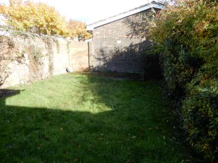 Ulcombe Gardens, Canterbury, Image 9