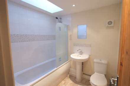 James Place, Holway Road, Holywell, CH8 7NP., Image 7