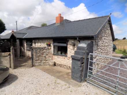 3 Bedroom Detached Bungalow, Pen Y Ball, Holywell, CH8 8SU.