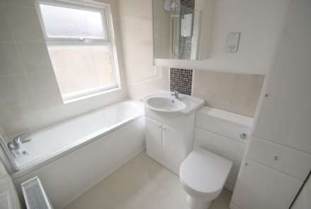 £100.00 Special Cashback Offer!  Old Southend Road, Southend On Sea, Image 8