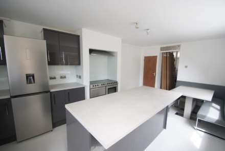 Old Southend Road, Southend On Sea, Image 6