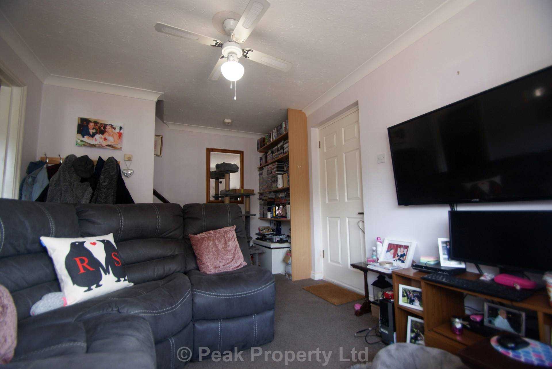 ONE BEDROOM HOUSE - Caversham Avenue, Image 2