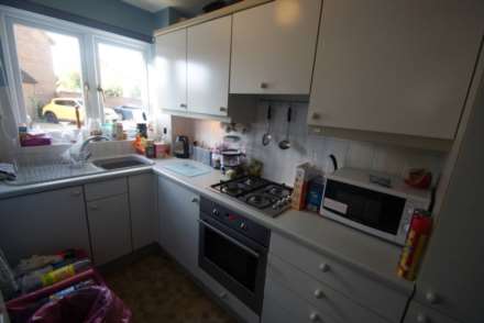ONE BEDROOM HOUSE - Caversham Avenue, Image 4