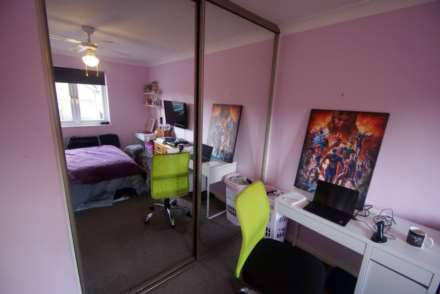 ONE BEDROOM HOUSE - Caversham Avenue, Image 6