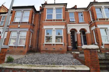 ROOM 2  -  West Road, Westcliff On Sea, Image 12