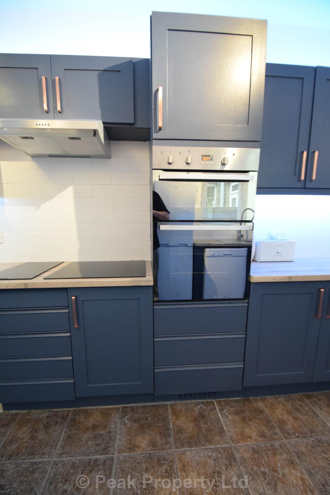 Room 4 - Westborough Road, Westcliff On Sea, Image 8