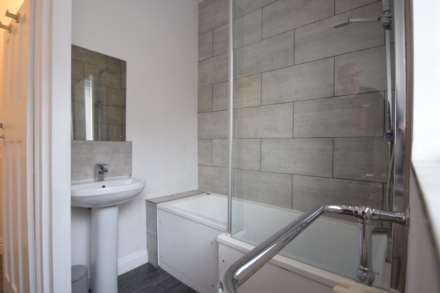 Room 4 - Westborough Road, Westcliff On Sea, Image 10