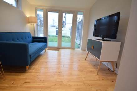 Room 4 - Westborough Road, Westcliff On Sea, Image 5