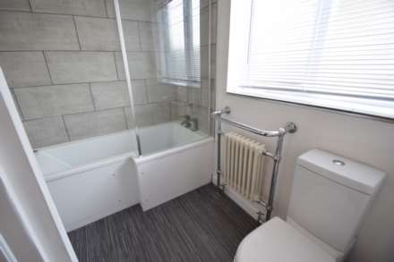 Room 4 - Westborough Road, Westcliff On Sea, Image 9