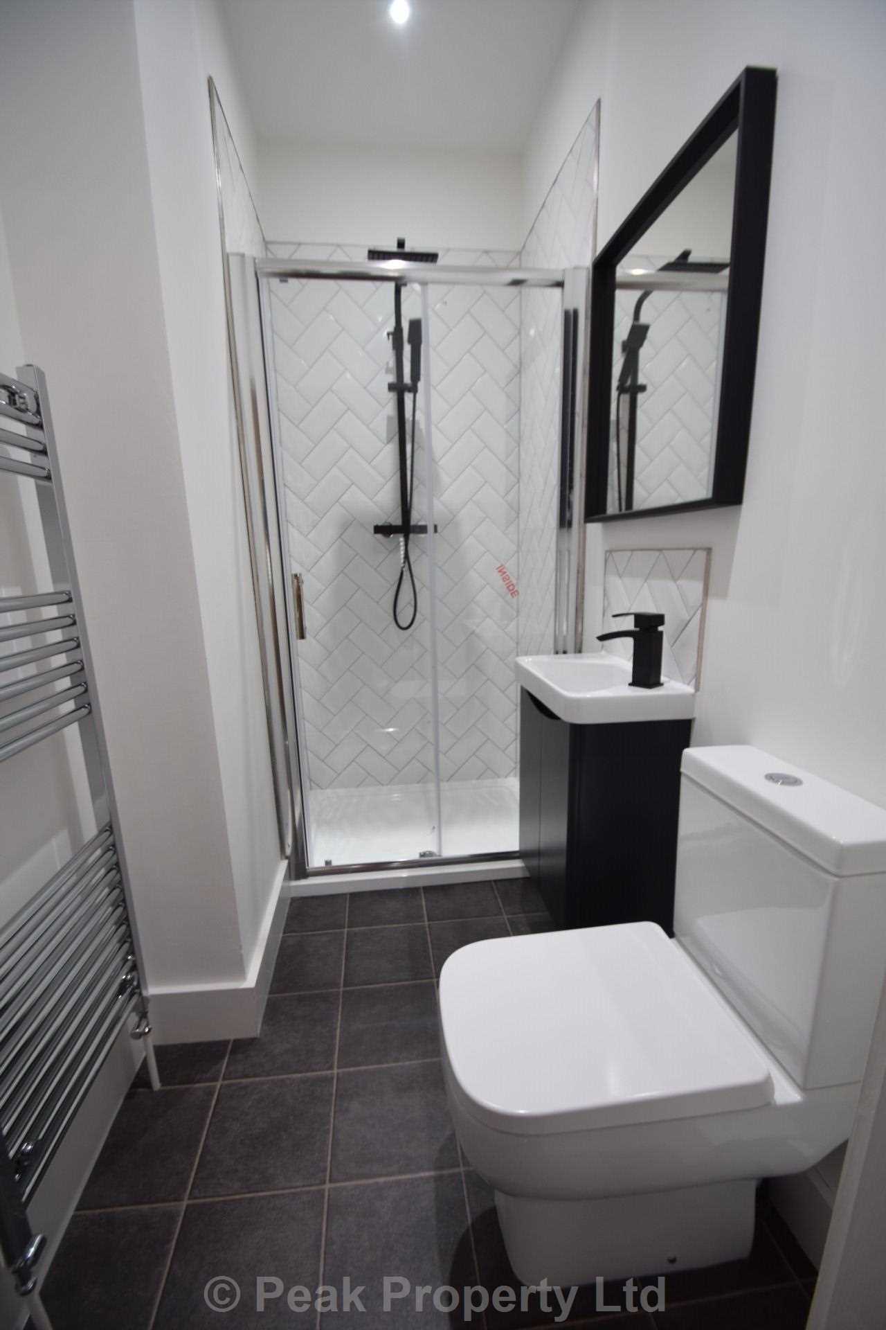 EN-SUITE AVAILABLE FROM 10TH MARCH- BALMORAL ROAD - ROOM 4, Image 3