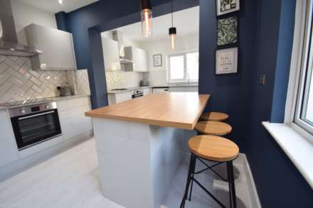 EN-SUITE AVAILABLE FROM 10TH MARCH- BALMORAL ROAD - ROOM 4, Image 4