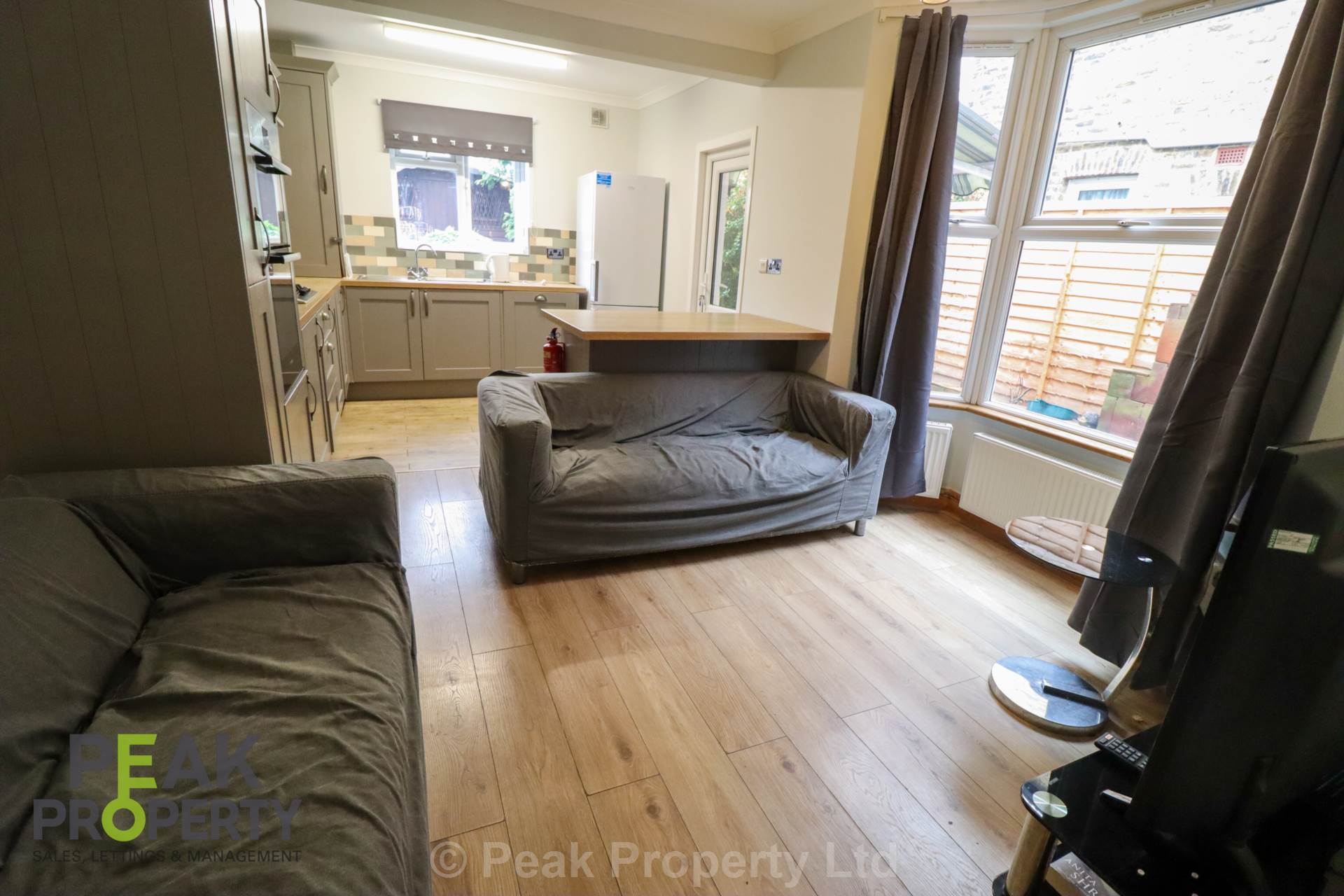 Room 4, Napier Avenue, Southend On Sea, Image 2