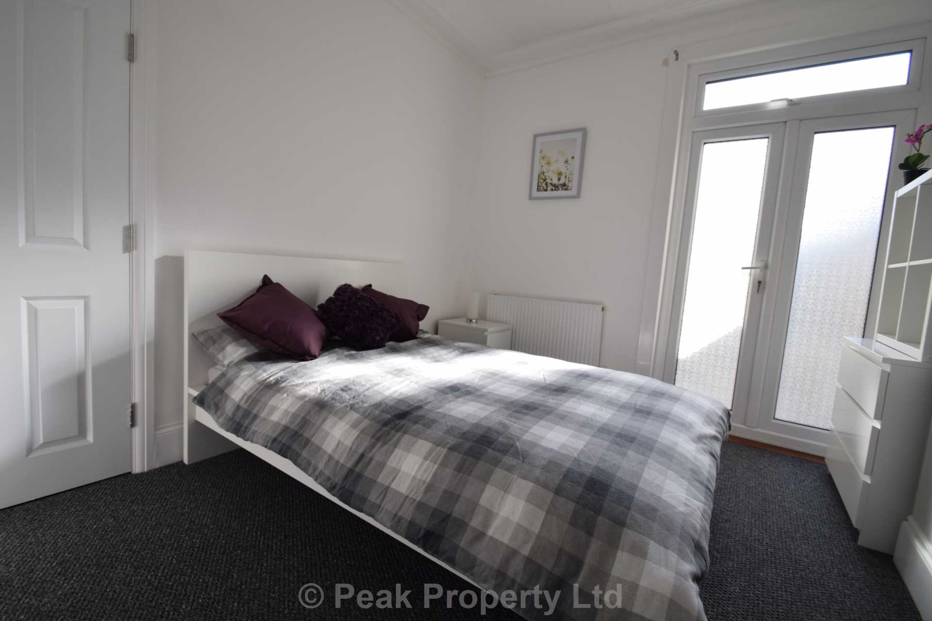 Room 2 - Excellent Location - Close to Hospital -  Westborough Road, Image 1