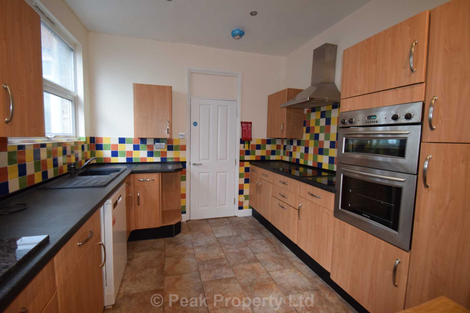 Room 2 - Excellent Location - Close to Hospital -  Westborough Road, Image 3