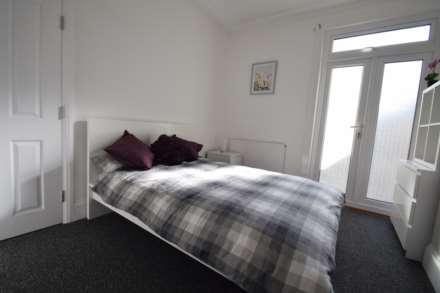 Room 2 - Excellent Location - Close to Hospital -  Westborough Road