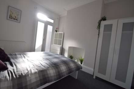 Room 2 - Excellent Location - Close to Hospital -  Westborough Road, Image 2