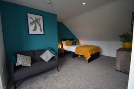 Room 6 - Harcourt Avenue, Southend On Sea