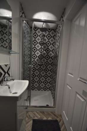 Room 6 - Harcourt Avenue, Southend On Sea, Image 3