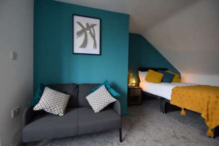 Room 6 - Harcourt Avenue, Southend On Sea, Image 5