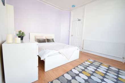 👩🏻‍🎓👨🏻‍🎓STUDENTS👩🏻‍🎓👨🏻‍� 6 ROOMS AVAILABLES!  STUDENT HOUSE SHARE - Room 1, Wimborne Road, Southend On Sea, Image 1