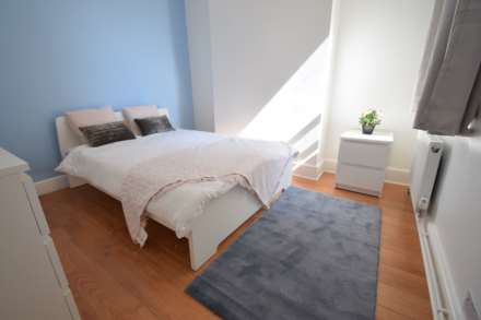 👩🏻‍🎓👨🏻‍🎓STUDENTS👩🏻‍🎓👨🏻‍� ALL 6 ROOMS AVAILABLE!  Room 2 - EN SUITE BATHROOM -  Wimborne Road, Southend On Sea
