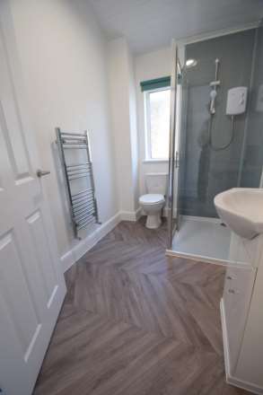 👩🏻‍🎓👨🏻‍🎓STUDENTS👩🏻‍🎓👨🏻‍� ALL 6 ROOMS AVAILABLE!  STUDENT HOUSE SHARE - ROOM 3 - EN SUITE ROOM- Wimborne Road, Image 3