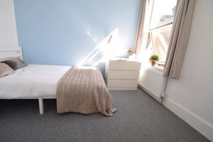 👩🏻‍🎓👨🏻‍🎓STUDENTS👩🏻‍🎓👨🏻‍� ALL 6 ROOMS AVAILABLE!  STUDENT HOUSE SHARE - Room 4, Wimborne Road, Southend On Sea, Image 2