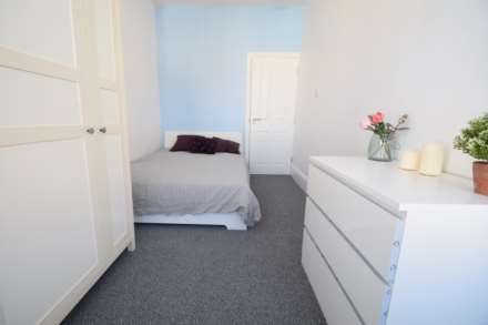 👩🏻‍🎓👨🏻‍🎓STUDENTS👩🏻‍🎓👨🏻‍� ALL 6 ROOMS AVAILABLE!  STUDENT HOUSE SHARE - Room 5, Wimborne Road, Southend On Sea, Image 1