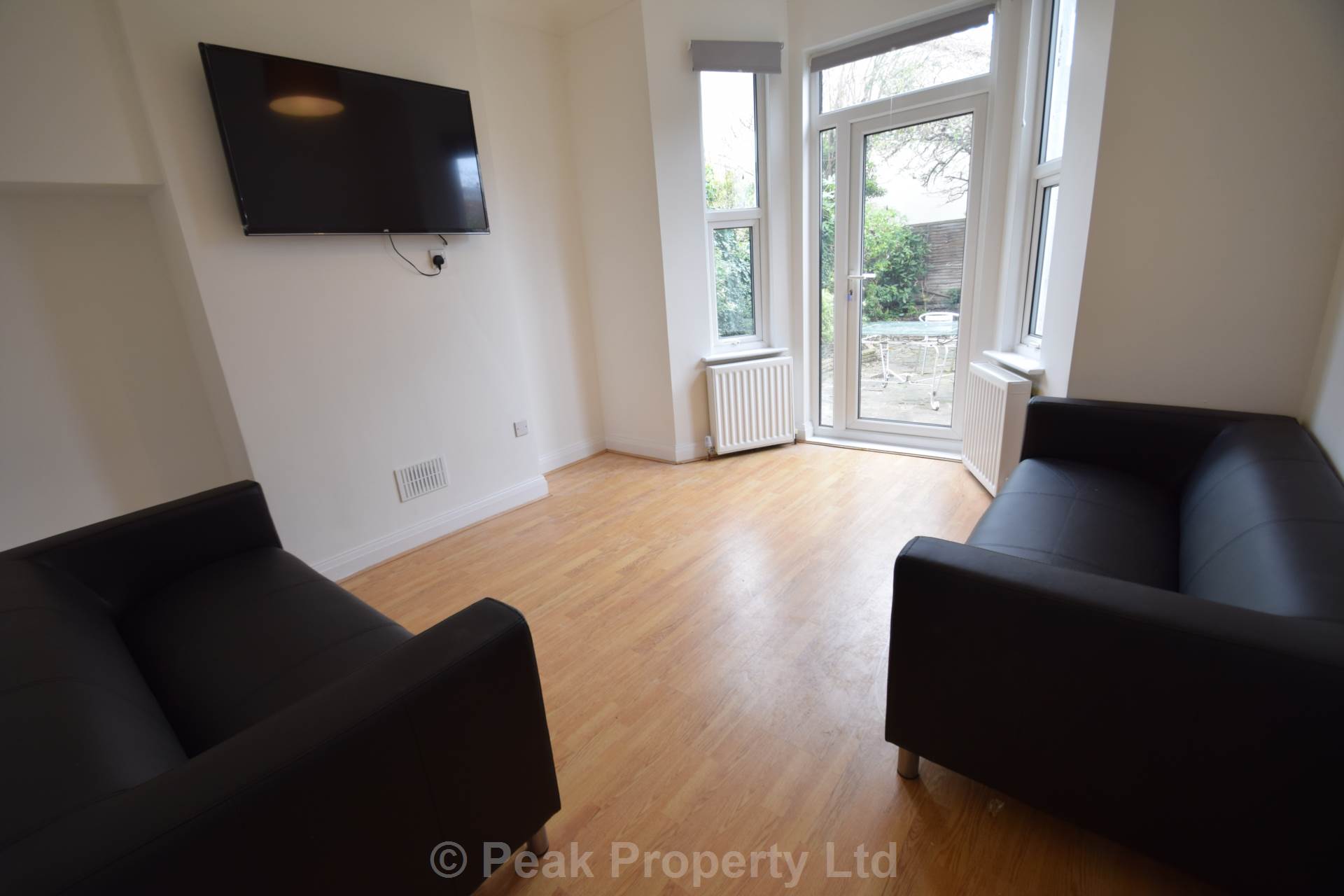 LARGE FIRST FLOOR ROOM IN A HOUSE SHARE - SOUTHCHURCH VILLAGE - Windermere Road, Room 6, Image 2