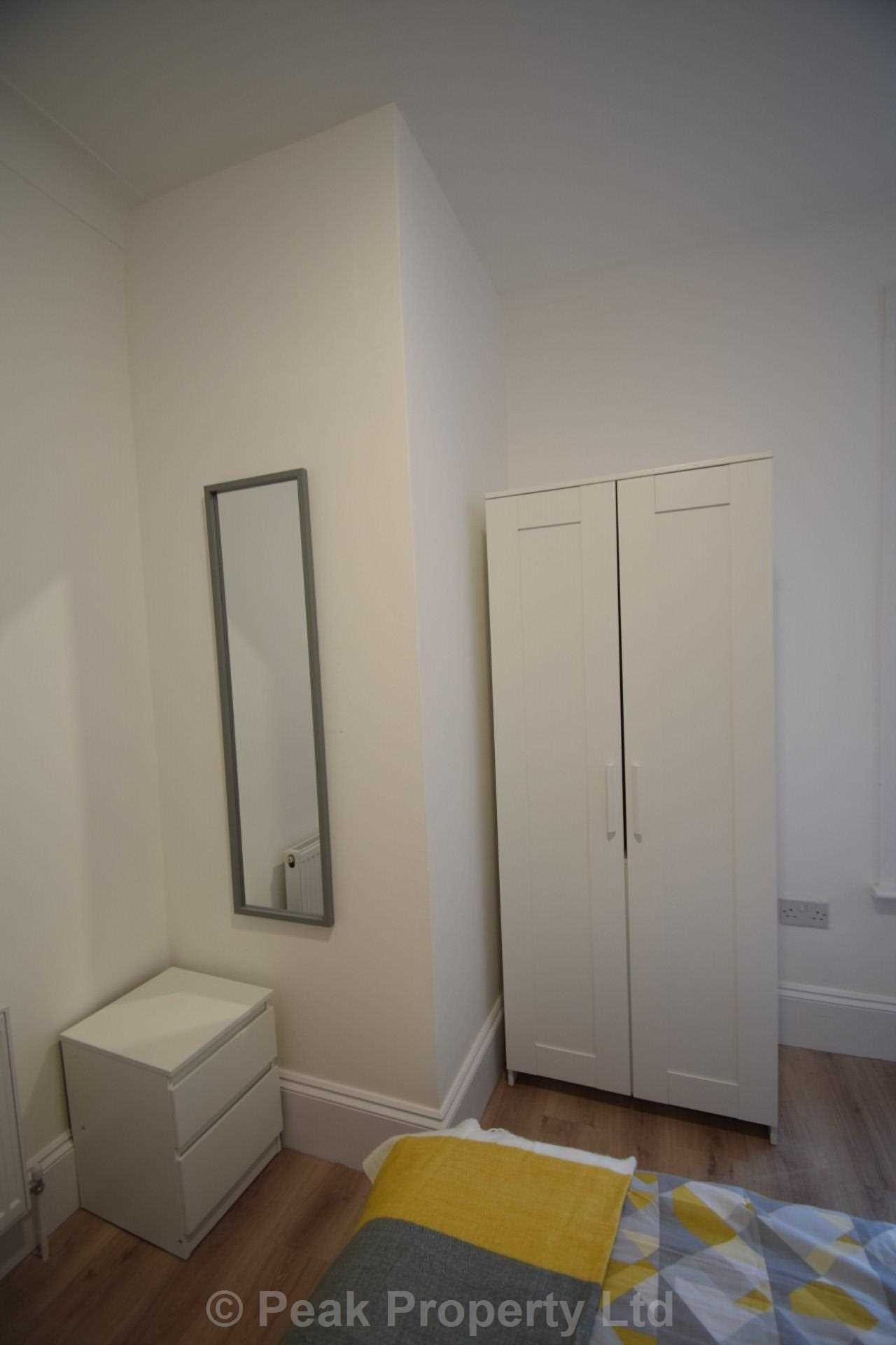 Windermere Road, Southend On Sea Room 2, Image 2