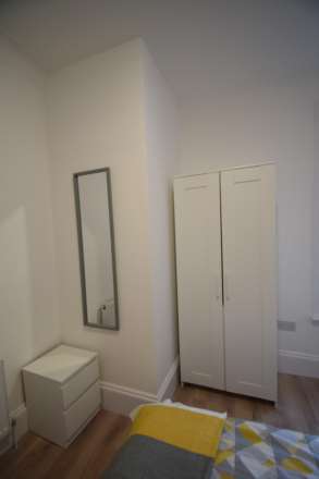 Windermere Road, Southend On Sea Room 2, Image 2