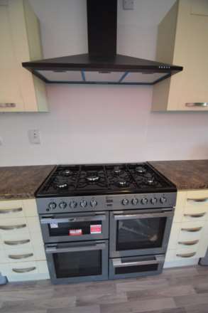 Windermere Road, Southend On Sea Room 2, Image 4