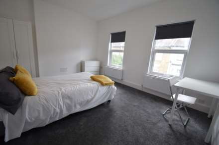 STUDENTS - Room 5, Napier Ave, Southend On Sea, Image 2
