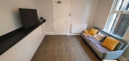 Room 5, Ashburnham Road, Southend On Sea, Image 3