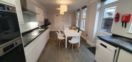 Room 5, Ashburnham Road, Southend On Sea, Image 4