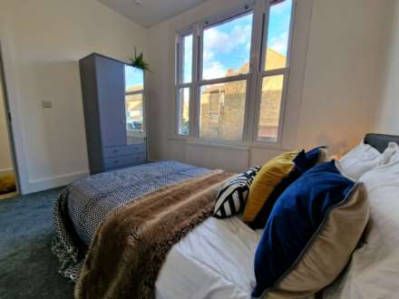 Room 1, Colchester Road, Southend On Sea, Image 4
