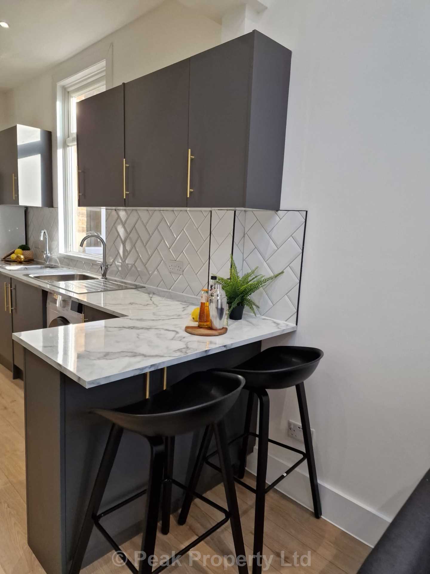 Room 2, Colchester Road, Southend On Sea, Image 6